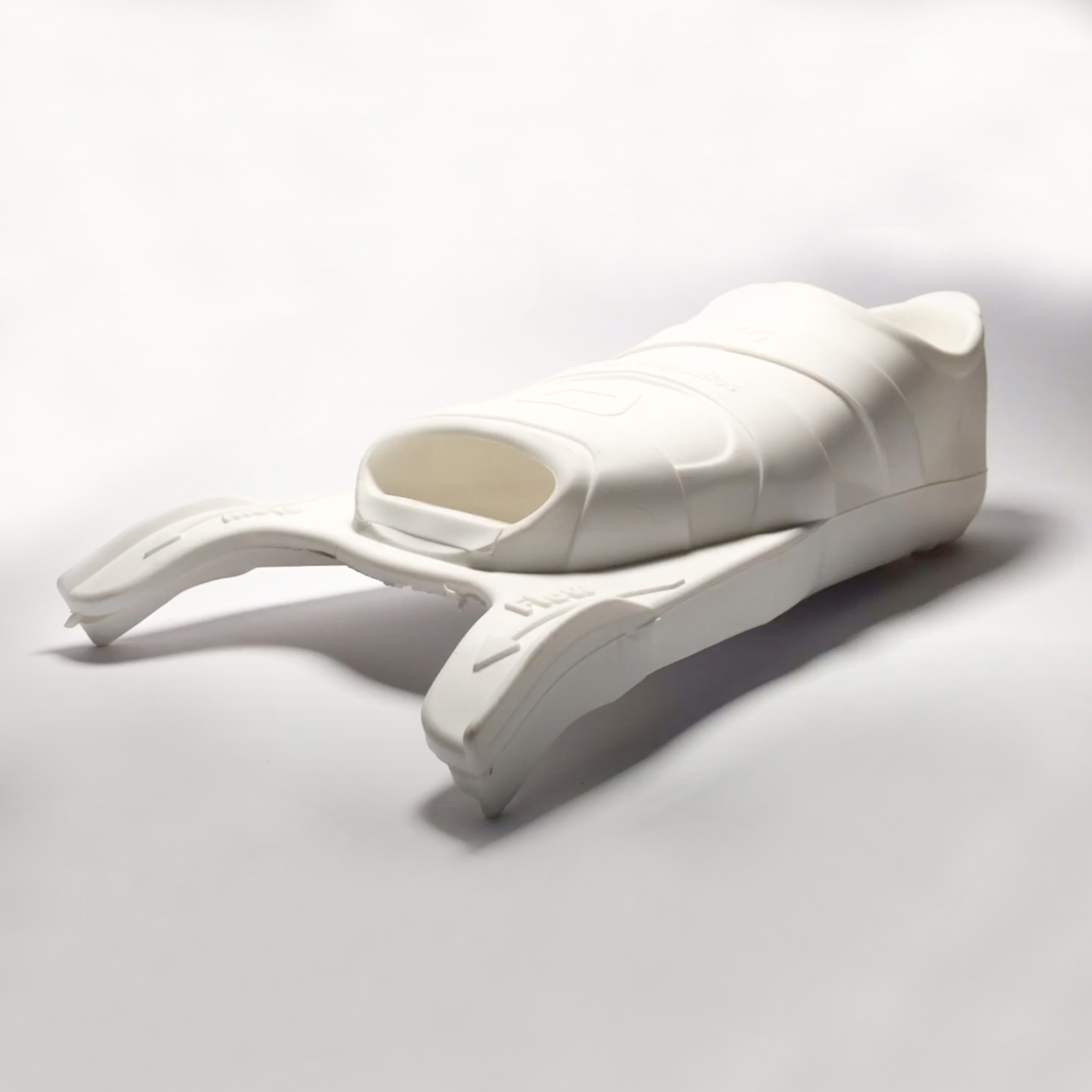 Cetma S-WiNG foot pocket with carbon blade compatibility