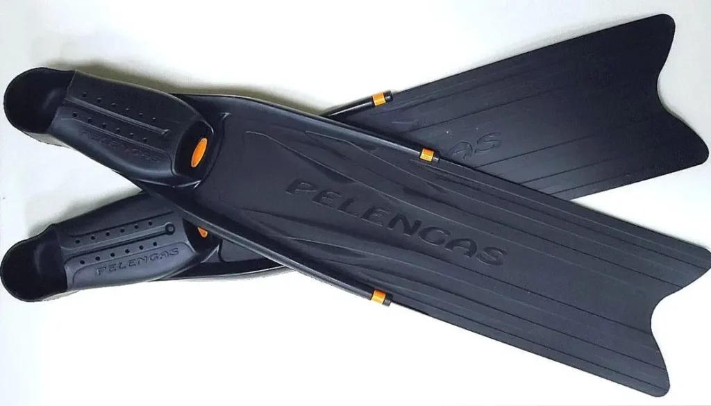 pelengas polymer fins